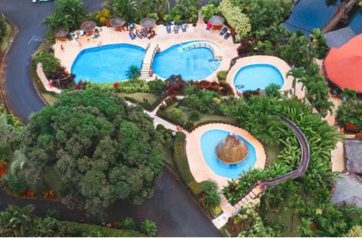 ARENAL VOLCANO SLOTH TOUR AND HOT SPRINGS